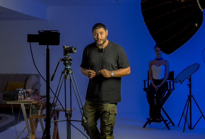 محاضرة في تعلم تصوير فيديوهات الميكب بالكاميرات الاحترافية